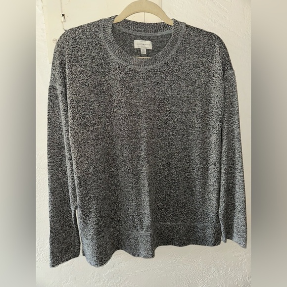 Lucky Brand Sweaters - Lucky Brand Women’s Charcoal Long Sleeve Crewneck Sweater Size Small